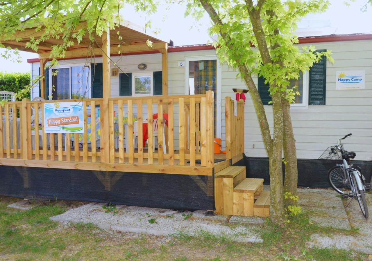 Happy Camp Mobile Homes In Camping Villaggio Lamaforca Каровіньйо Екстер'єр фото